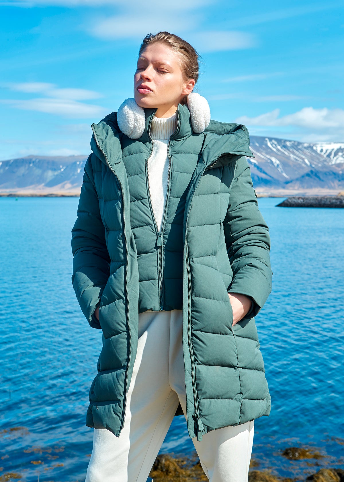 MODEL IN ICELND WEARING AN OOKPIK-MACHA-CIMENT-2